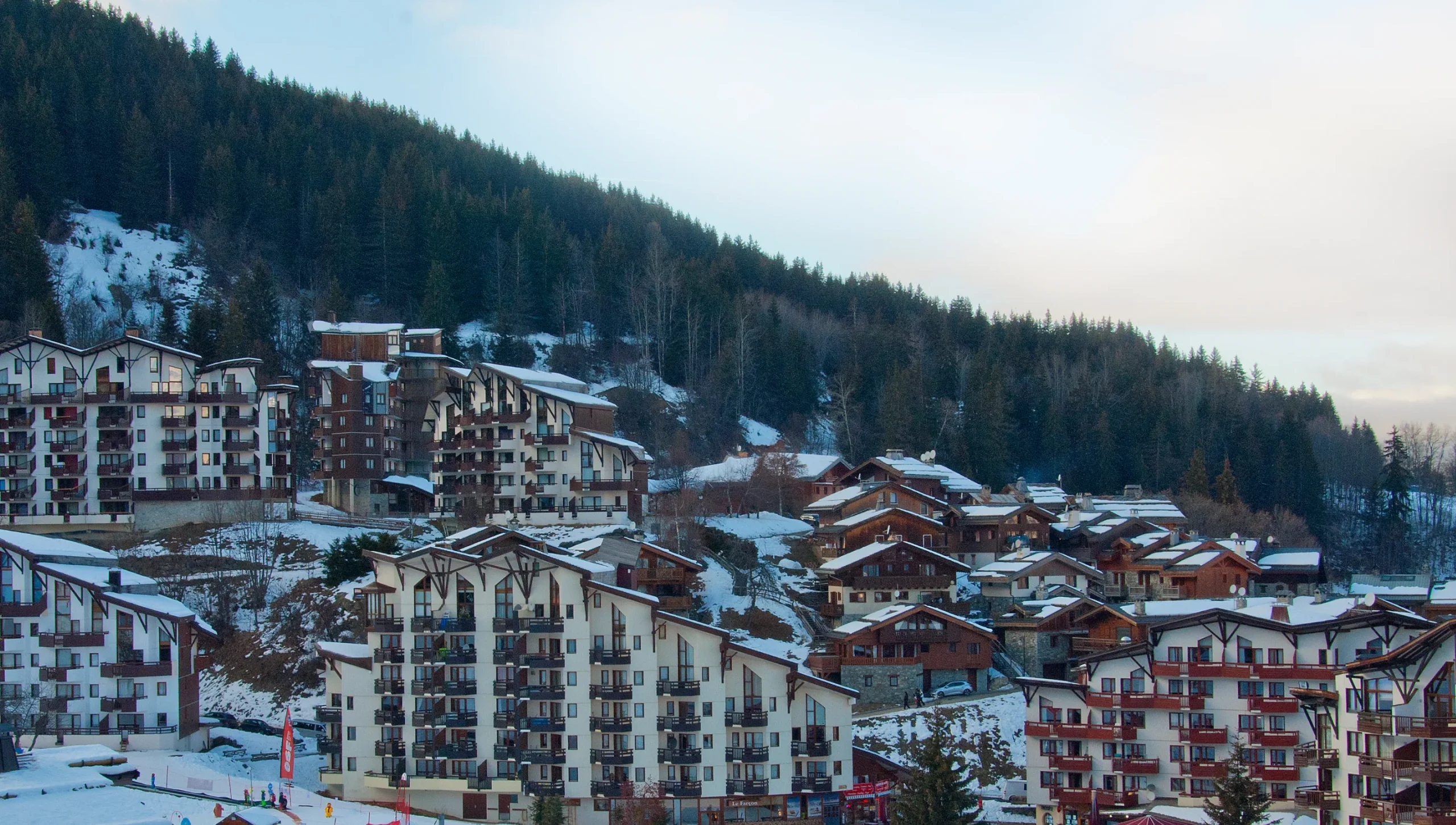 Bergamo to La Tania Transfers