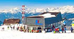 Skiing in _Italy